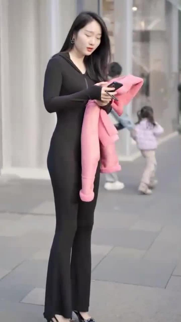 日产无人区品牌高峰论坛界面